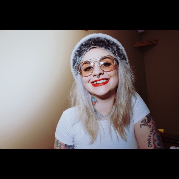 Meet your posher -🙃Leashy - Picture 5 of 6